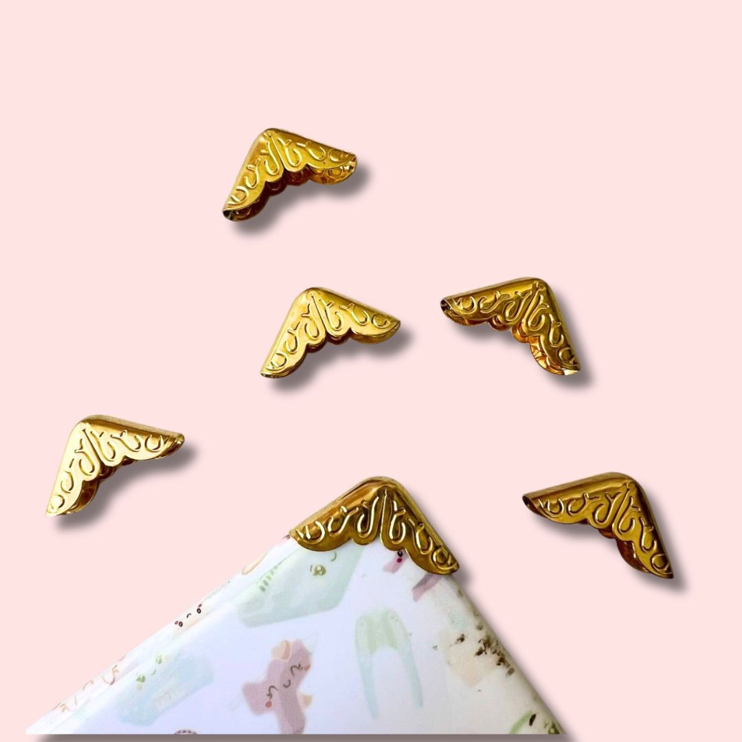 ESQUINAS METALICAS VINTAGE DORADO 1,5CM (6 pcs)