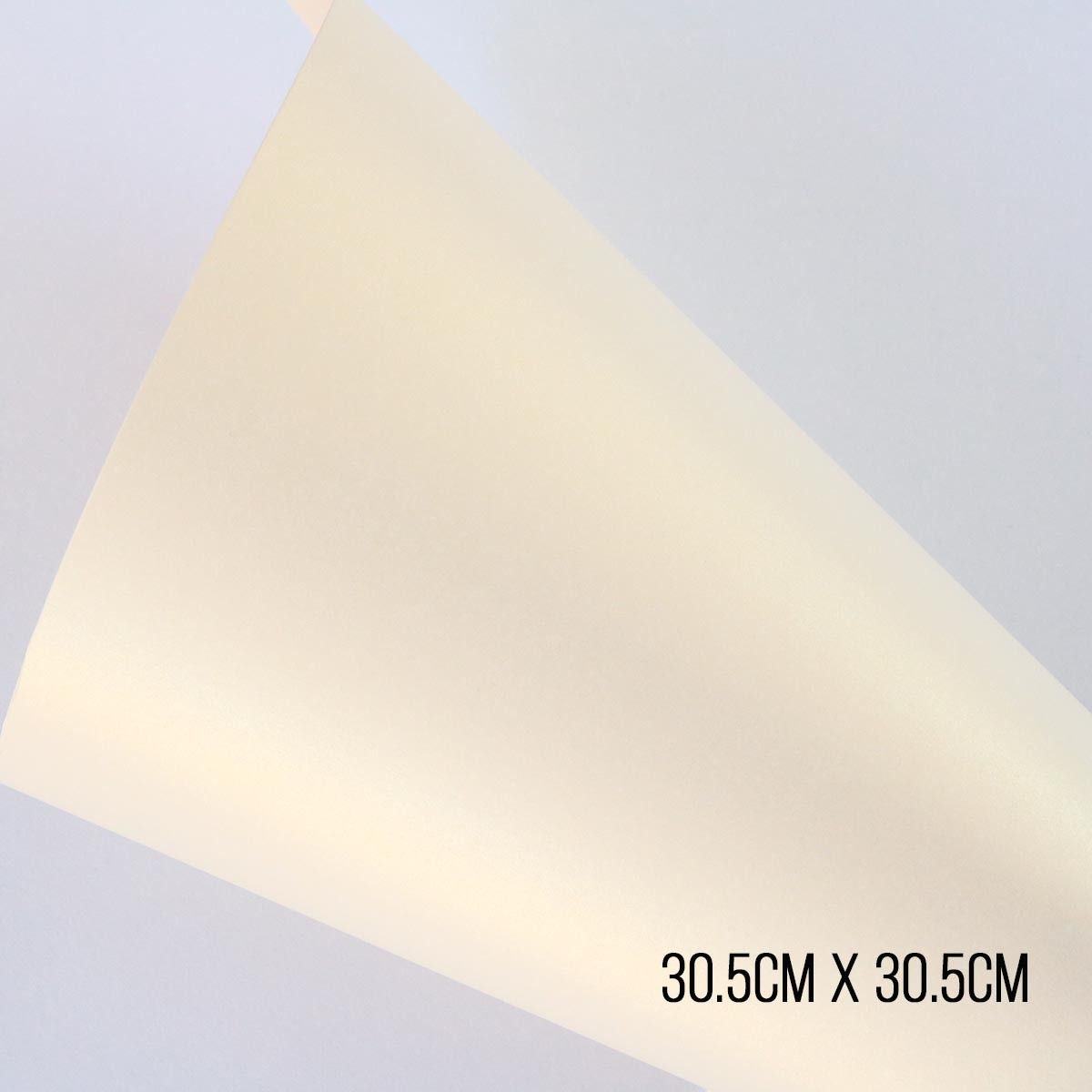 CARTULINA PERLADA LIGHT CREAM 250 GR 30.5 cm x 30.5 cm (6 HOJAS)