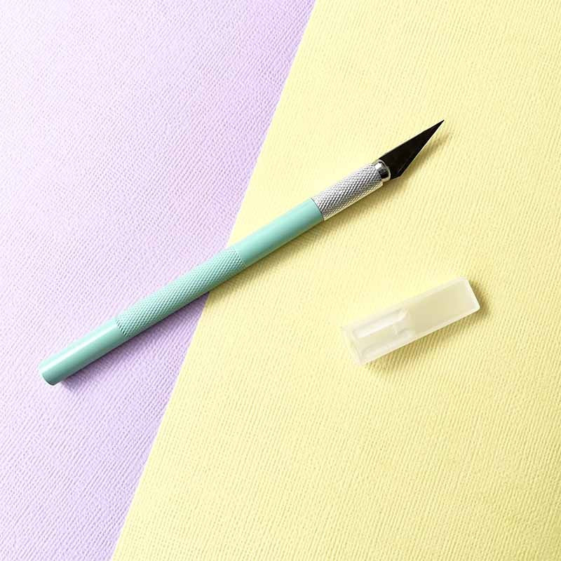 BISTURI EXACTO PUNTA DE LANZA MENTA