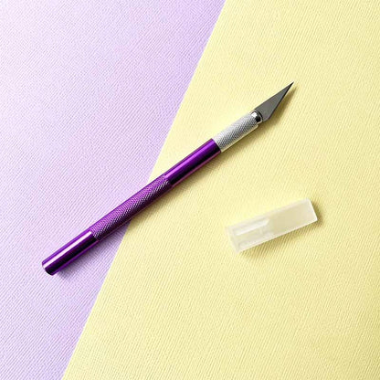 BISTURI EXACTO PUNTA DE LANZA MORADO