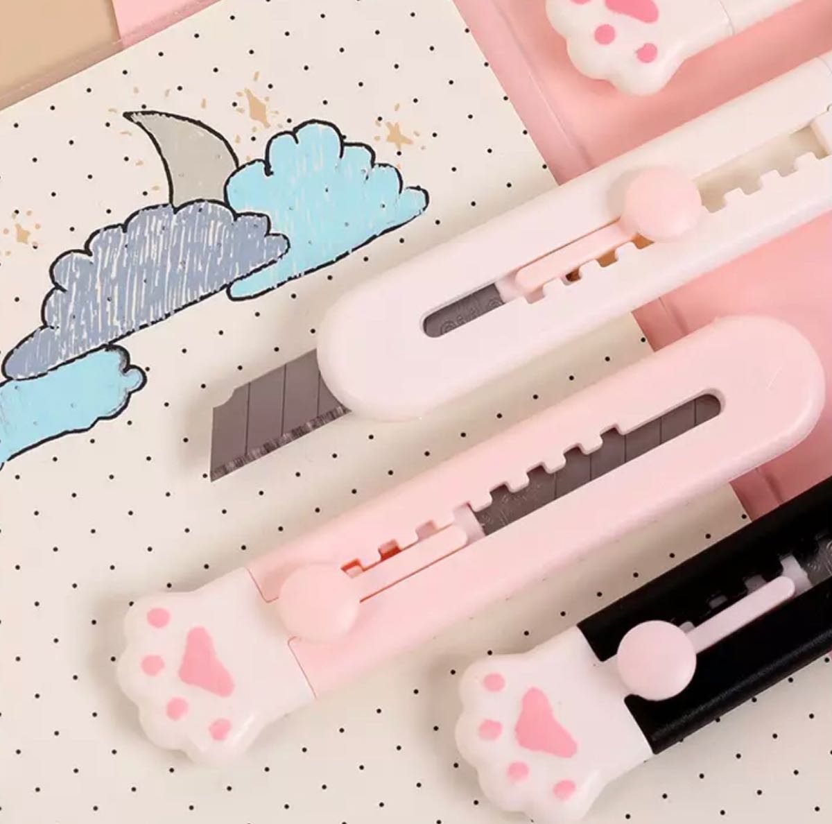 CUTTER HUELLITA DE GATO ROSA