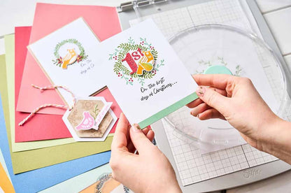 TROQUEL THINLITS NUMEROS FESTIVOS SIZZIX (18 PCS)