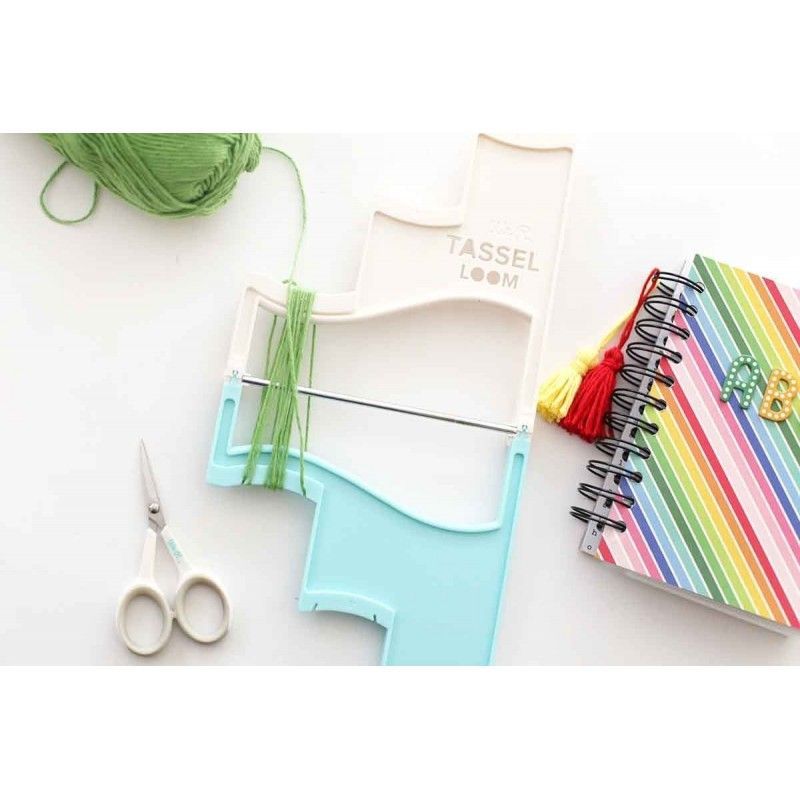 HERRAMIENTA PARA HACER BORLAS TASSEL LOOM