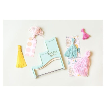HERRAMIENTA PARA HACER BORLAS TASSEL LOOM